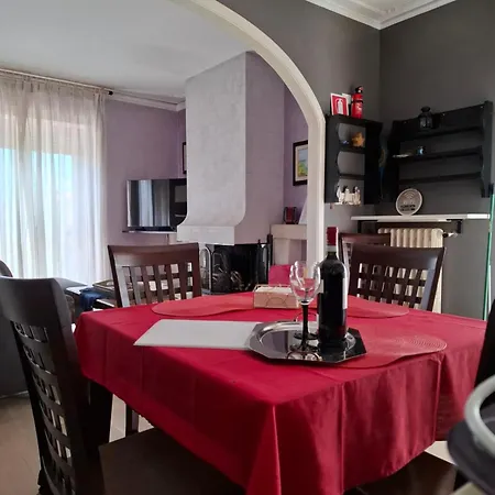 Grande A 2 Passi Dal Mare Con Comfort 아파트 *