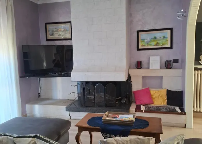 Grande A 2 Passi Dal Mare Con Comfort Apartamento