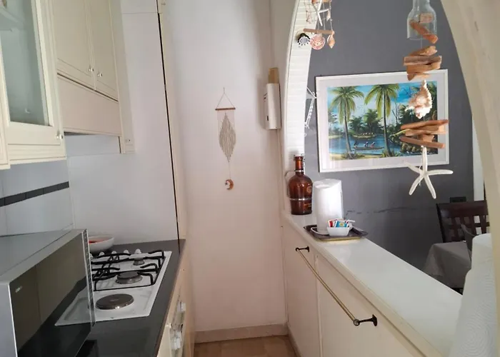 Apartamento Grande A 2 Passi Dal Mare Con Comfort *