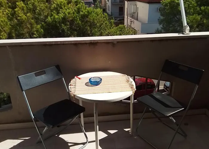 Grande A 2 Passi Dal Mare Con Comfort Apartamento